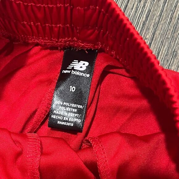 New Balance Kids Red Black Elastic Waist Basketball Shorts Size 10 - Picture 3 of 4
